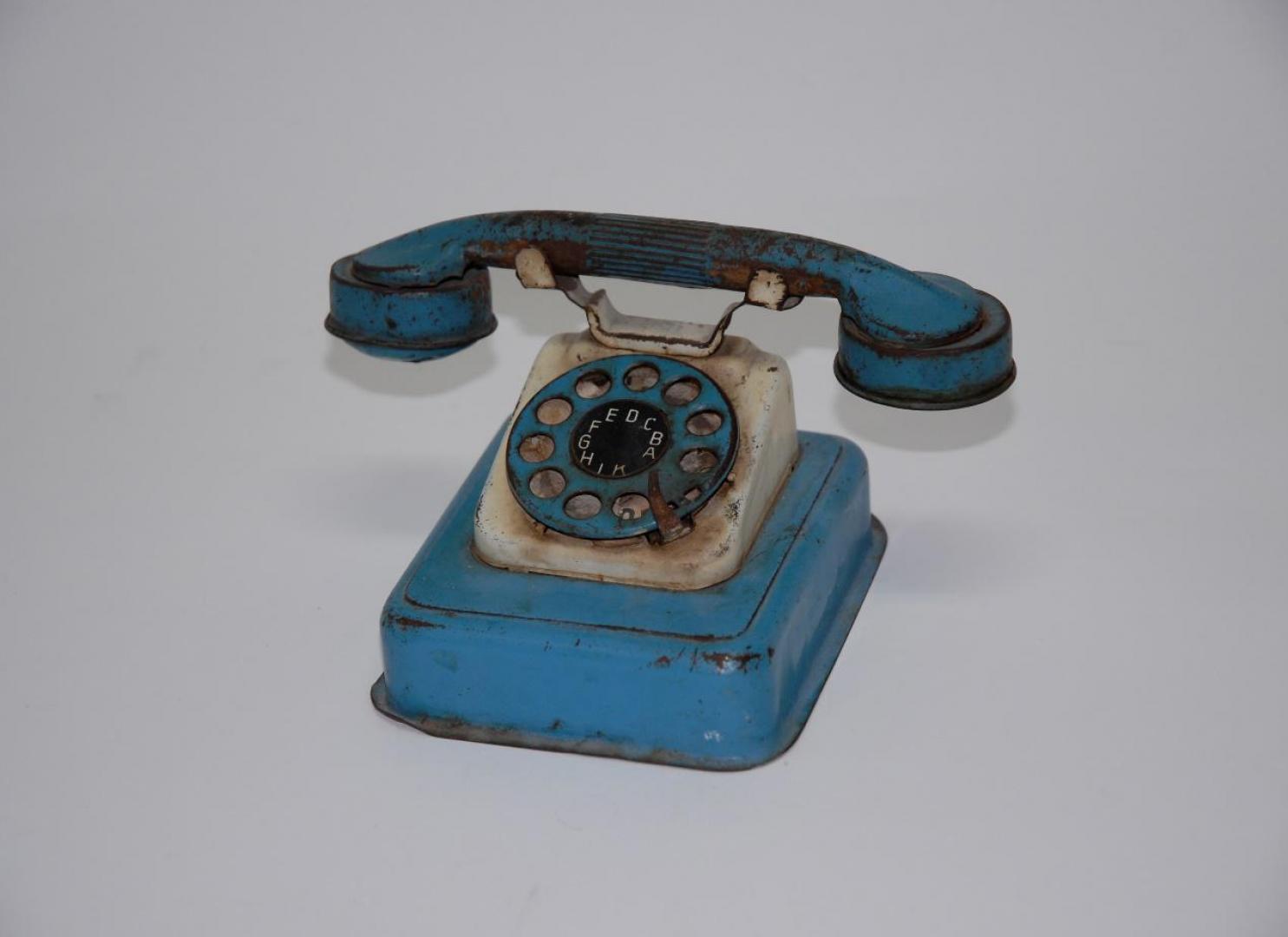 0606_Blaues Blechtelefon_Spielzeugtelefon